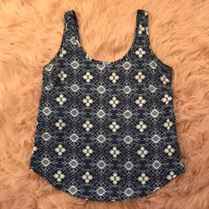 Pretty patterned tank